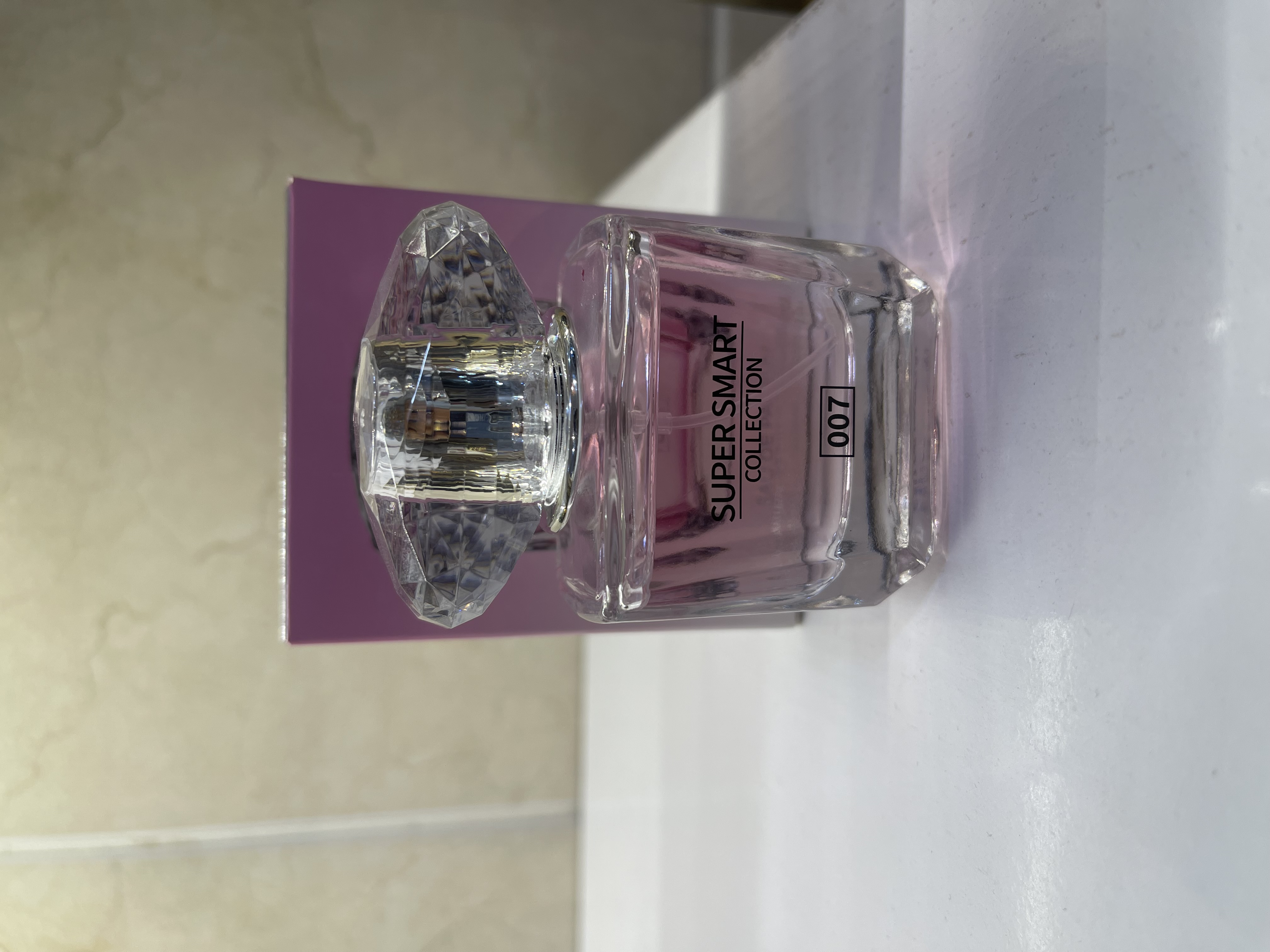 عطر ورساچه کریستال صورتی زنانه رایحه خنک و گلی۲۵میل